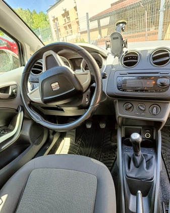 Seat Ibiza cena 12500 przebieg: 277200, rok produkcji 2011 z Dąbie małe 121